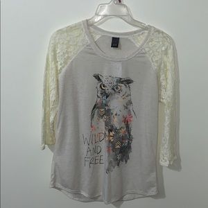 Cream tee with 3/4 length sleeves